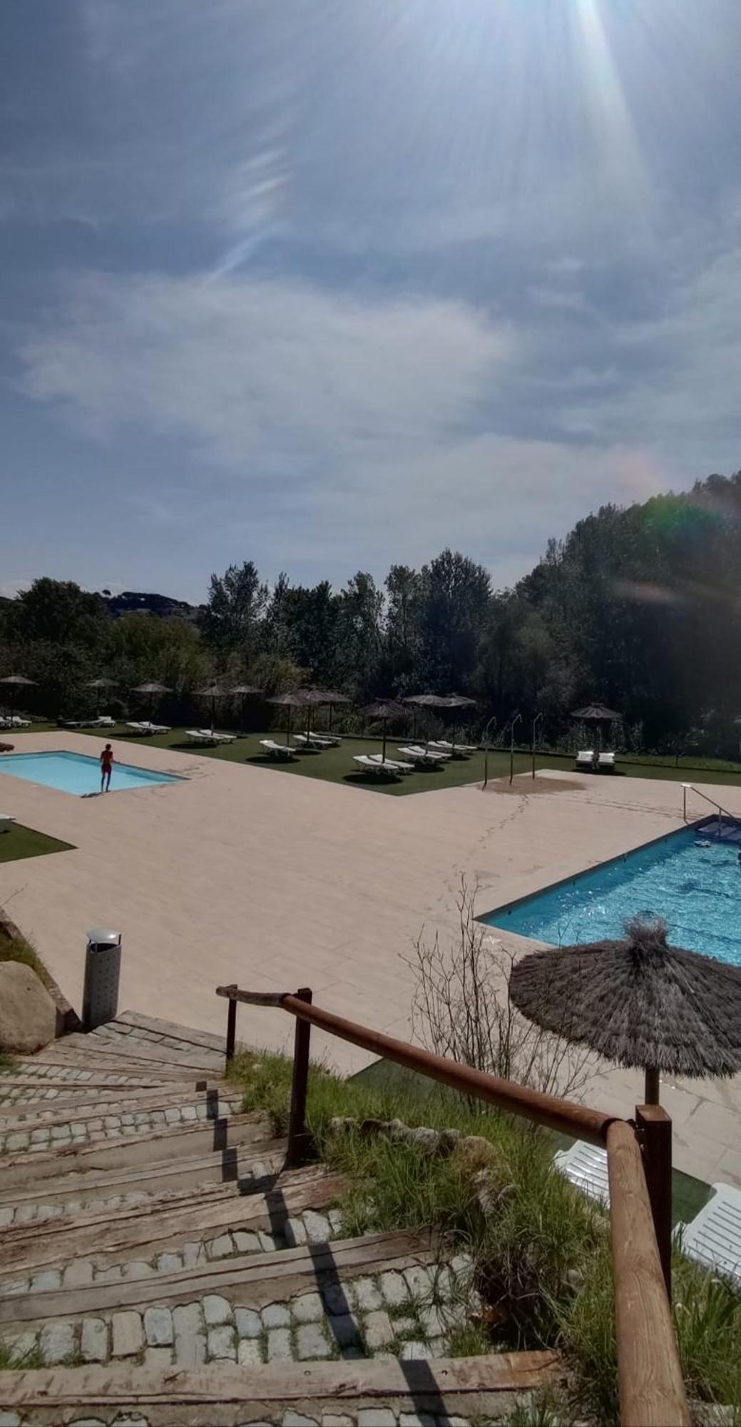 Отель Camping El Pasqualet Кальдес-де-Монбуй Экстерьер фото