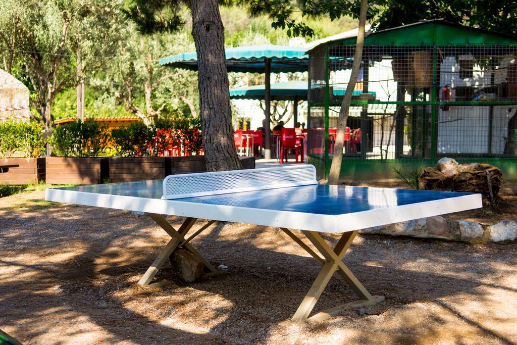 Отель Camping El Pasqualet Кальдес-де-Монбуй Экстерьер фото